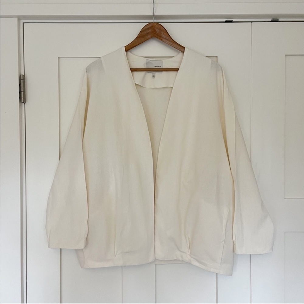 Elegant Cream Women's Jacket
